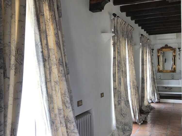 Полулюкс с Видом, Casa Palacio Villazambra