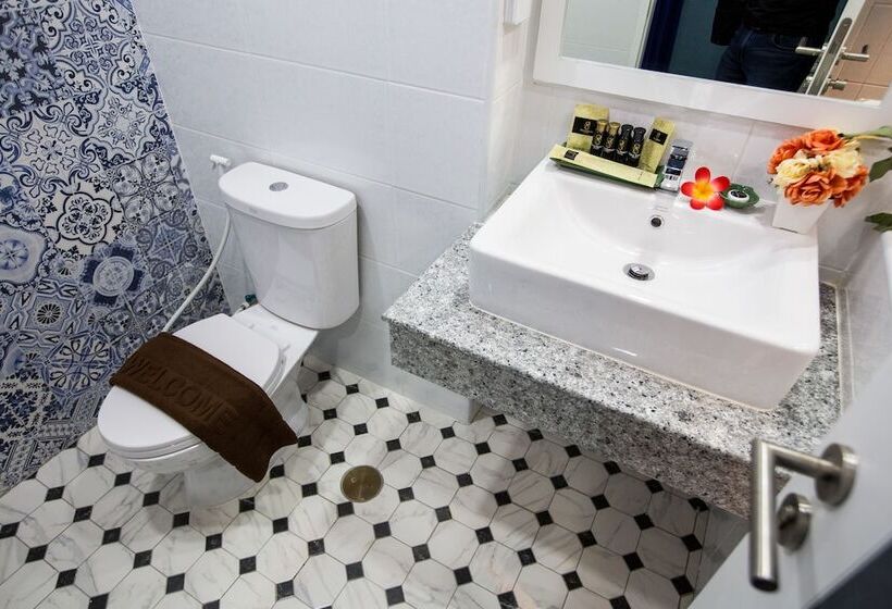 استودیوی استاندارد, Villa Baron Sha Plus