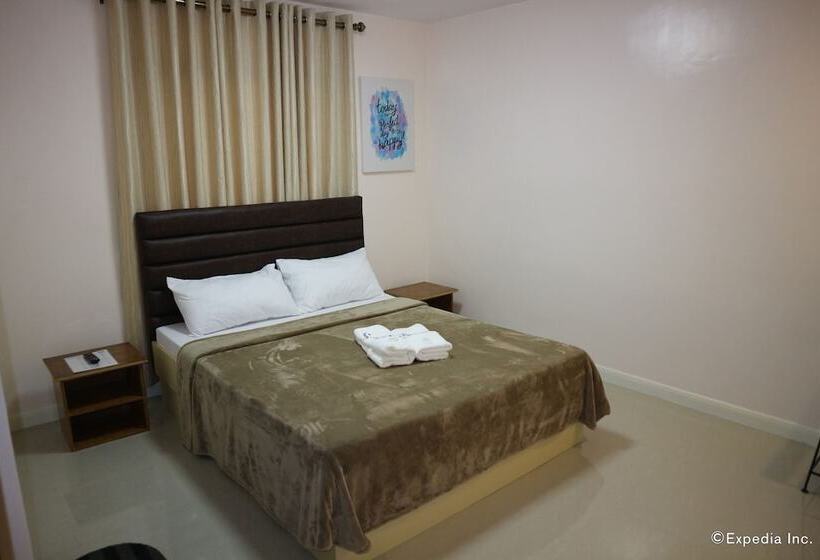 سوییت لوکس, La Trinidad Pension House