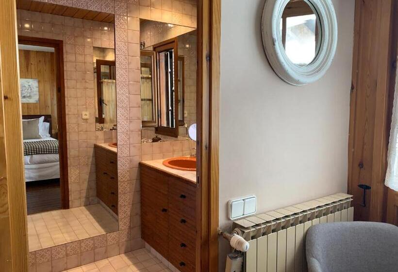 Номер Стандарт с Балконом, El Xalet De Taüll Hotel Rural