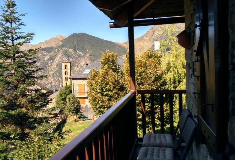 Номер Стандарт с Балконом, El Xalet De Taüll Hotel Rural