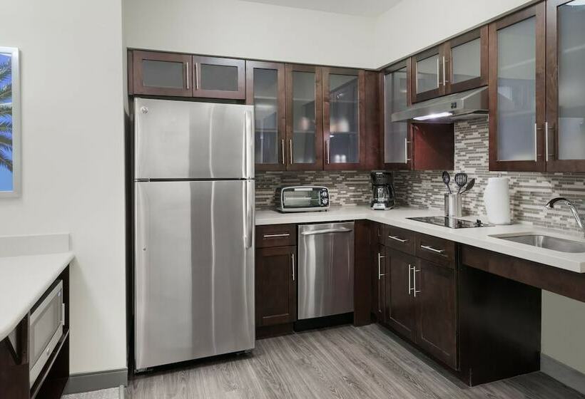 Люкс, Staybridge Suites   Miami International Airport, An Ihg