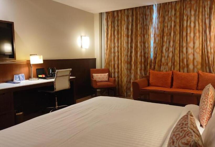 اتاق سوپریور با تخت بزرگ, Fairfield By Marriott Amritsar