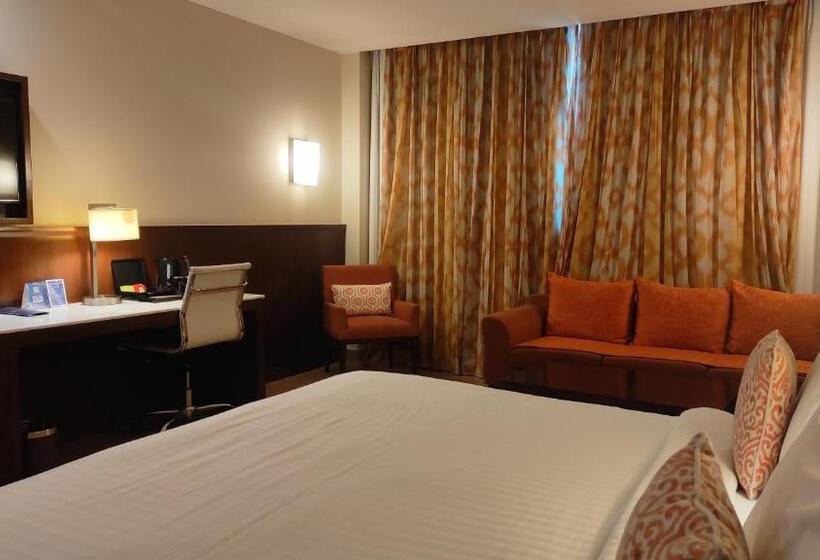 اتاق سوپریور با تخت بزرگ, Fairfield By Marriott Amritsar
