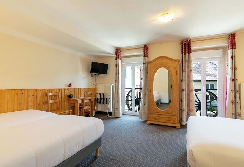 اتاق استاندارد چهار تخته, Hôtel De La Poste