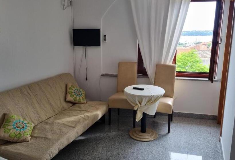 Standard-huone King-vuode, Rooms Laura