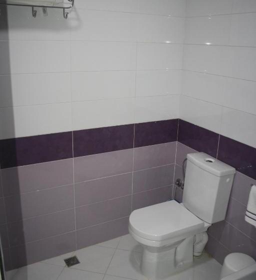 Habitación Familiar, Salime Al Khozama