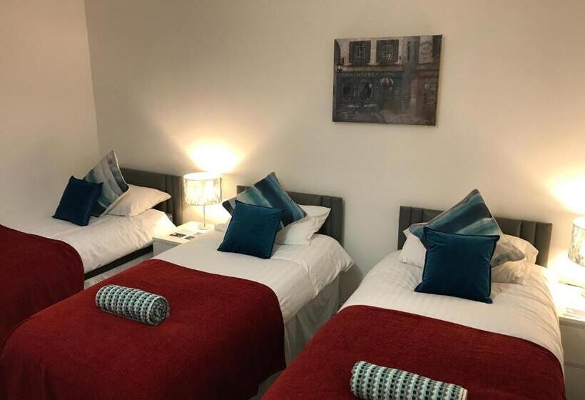 Номер Стандарт Трехместный, The Dalbury And Palmer Hotel With Free Parking