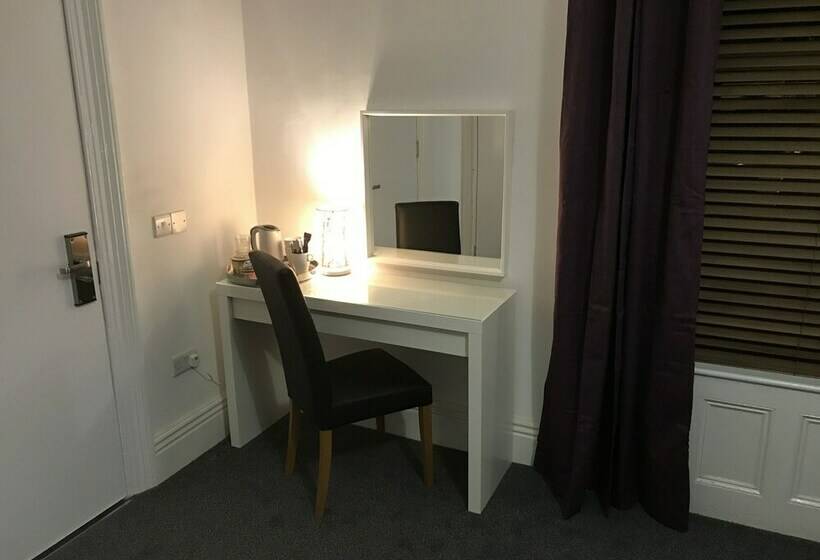 Семейный Номер, The Dalbury And Palmer Hotel With Free Parking