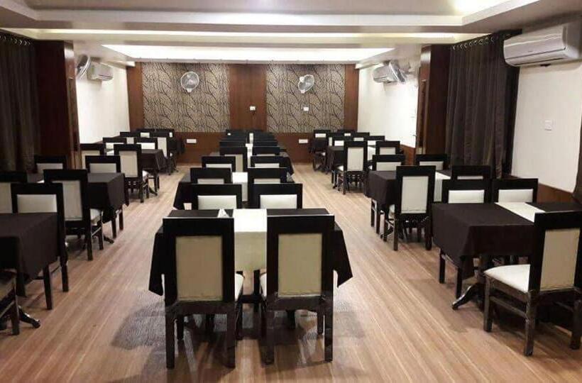 Номер Стандарт, Lijoy Hotel & Restra