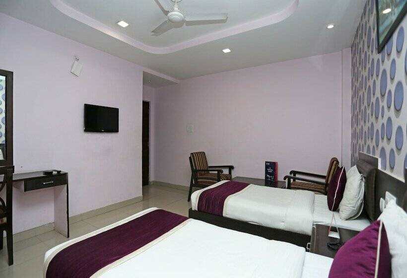 Quarto Estandar, Oyo 8177 Hotel Silver Oak