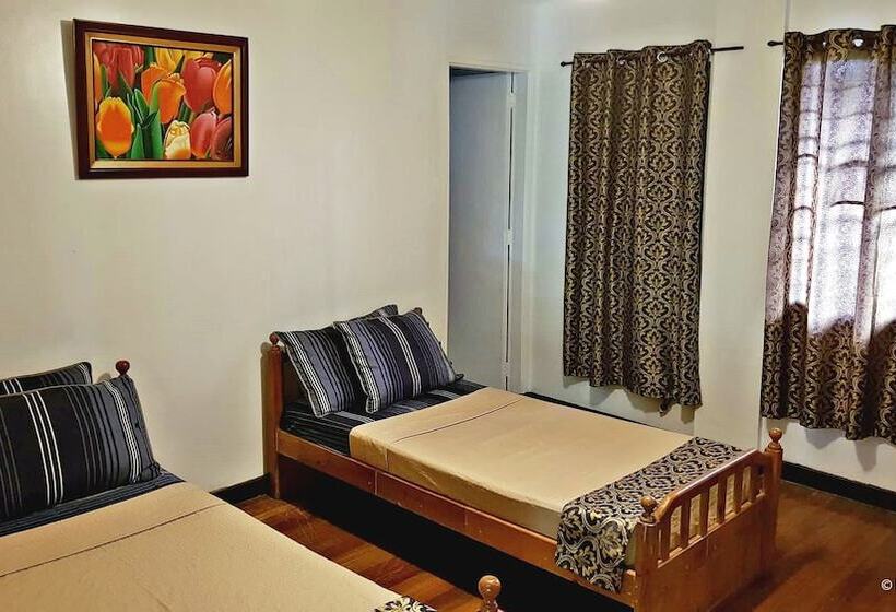 Quarto Familiar, Royal Thee Bed & Breakfast