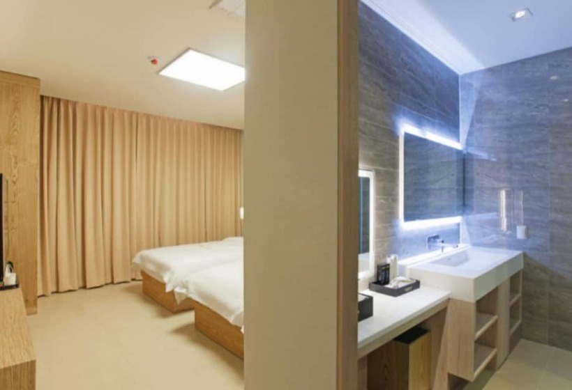 اتاق استاندارد, Yeosu Stay