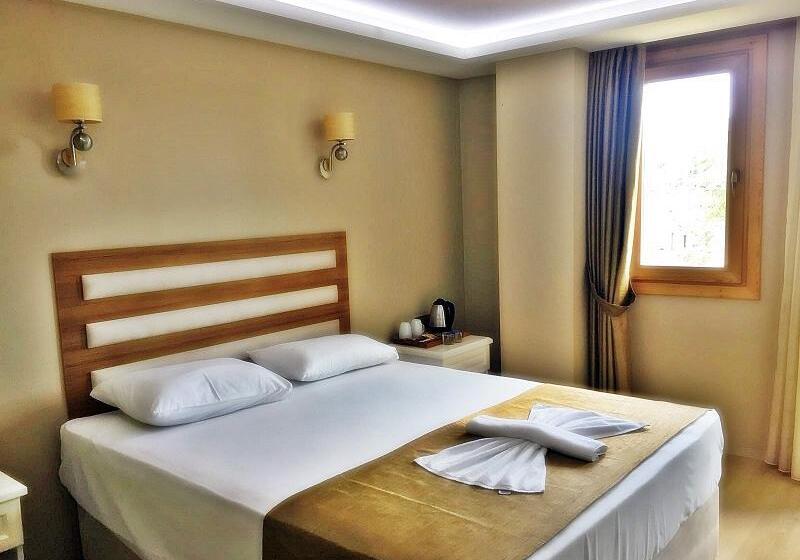 Quarto standard vista mar lateral, Feza Otel