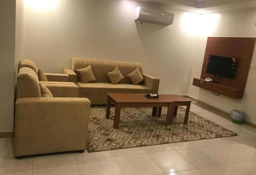 Apartamento 2 Dormitórios, تاج الخليج للشقق المخدومة