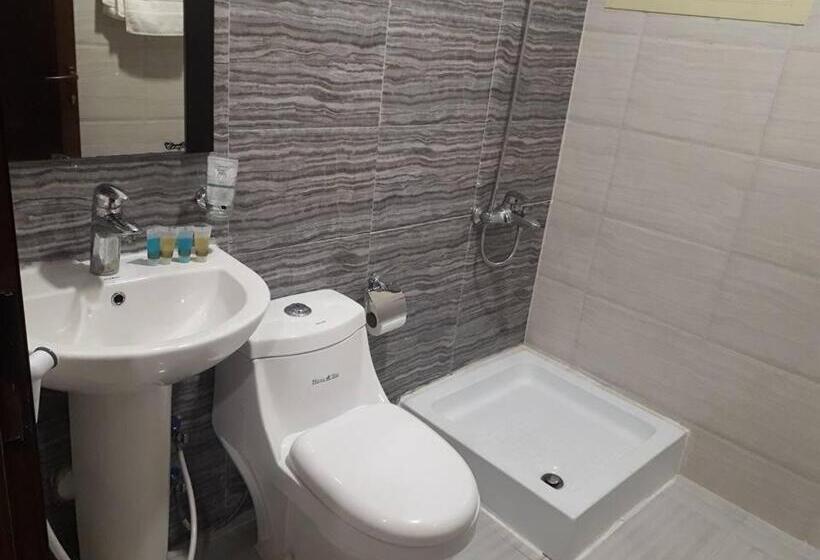 Quarto Estandar, تاج الخليج للشقق المخدومة