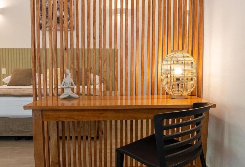豪华洋房, Jaguar Inn Bungalows