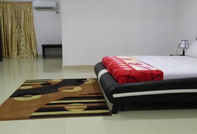 اتاق لوکس, Tahir Guest Palace