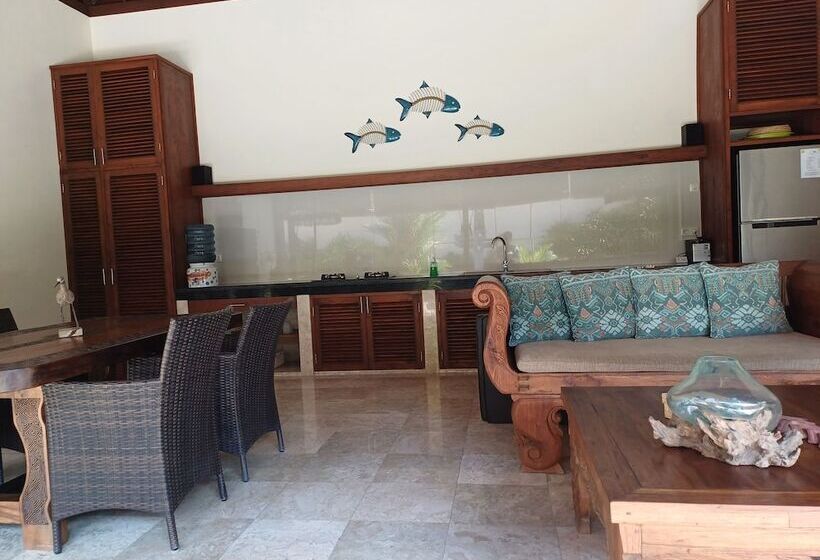 Номер Deluxe Кровать Кинг, Aloka Bahari Villas