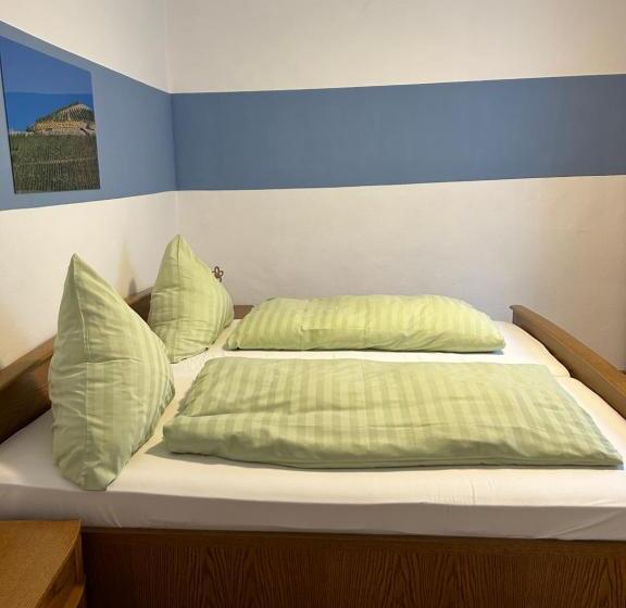 Семейный Номер Совместный Санузел, Bed And Breakfast   Rheingauer Hof