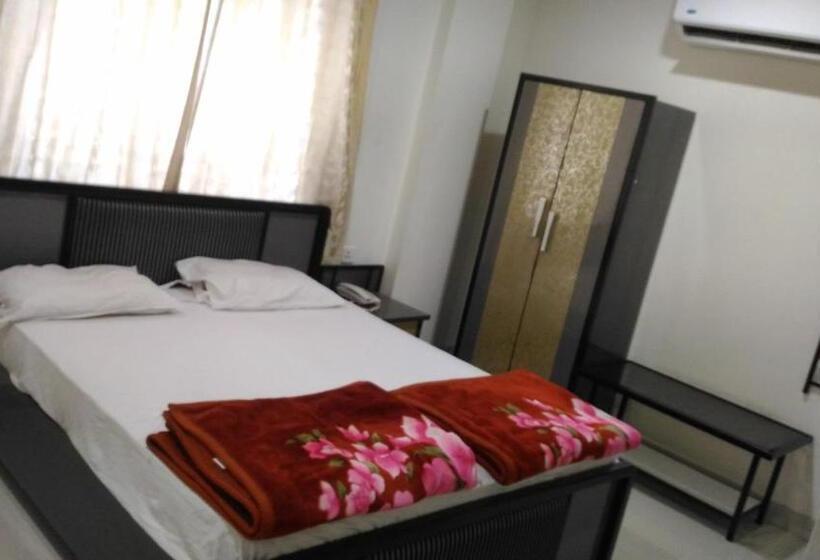 Quarto Deluxe, Anand Mahal