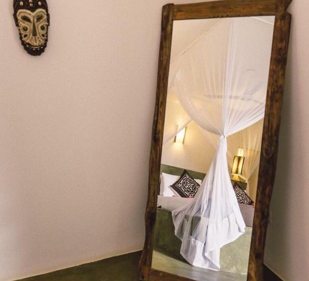 اتاق استاندارد با تخت بزرگ, Milele Beach Resort