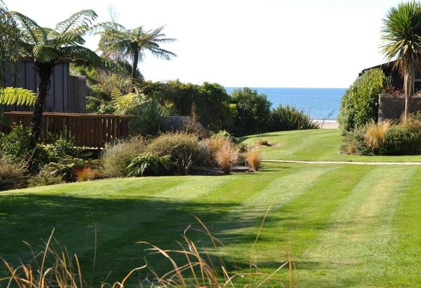 Бунгало Стандарт Вид на Сад, Adrift In Golden Bay  Absolute Beachfront Villas