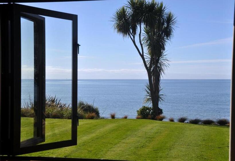 Бунгало Стандарт, Adrift In Golden Bay  Absolute Beachfront Villas