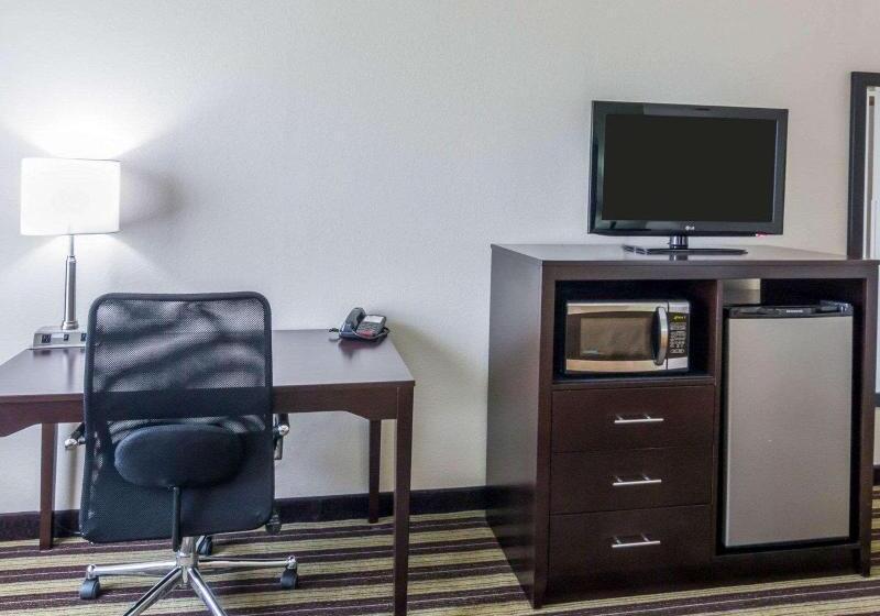 Люкс 2 Спальни, Radisson Blu Hotel, Buraidah