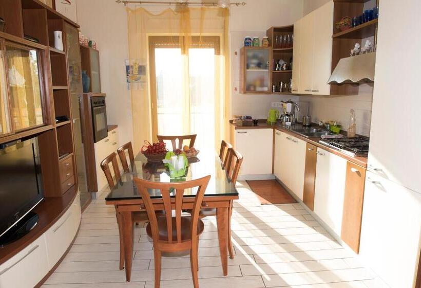 اتاق استاندارد, B&b S Home