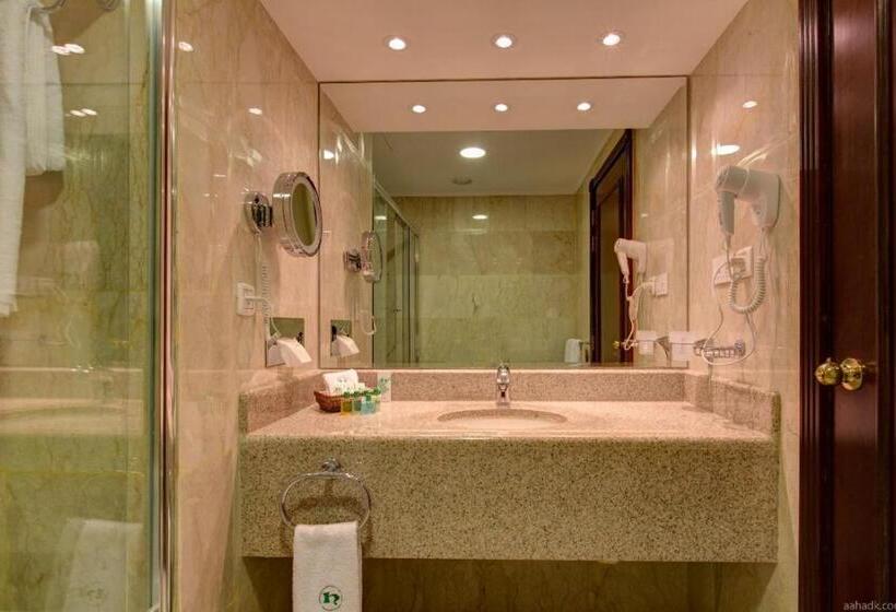 Полулюкс, Habitat  All Suites Al Khobar