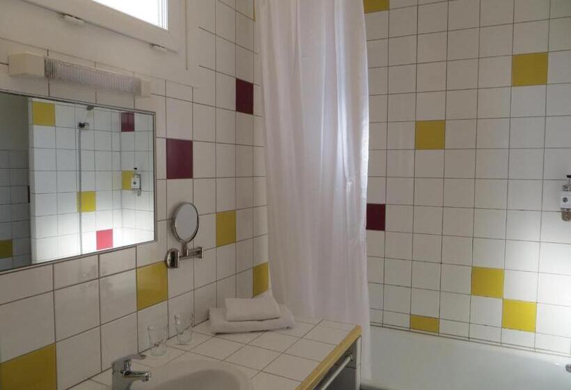 家庭间, Hôtel Les Embruns Sables D'olonne
