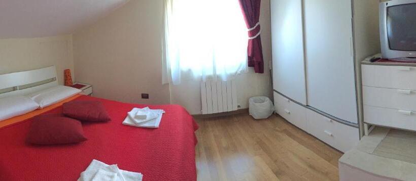 اتاق استاندارد با سرویس بهداشتی مشترک, Bed&breakfast Riccio&lella