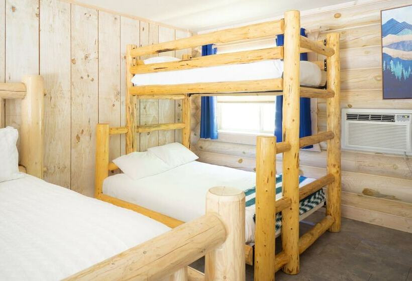 Семейный Номер, Log Inn Bonners Ferry