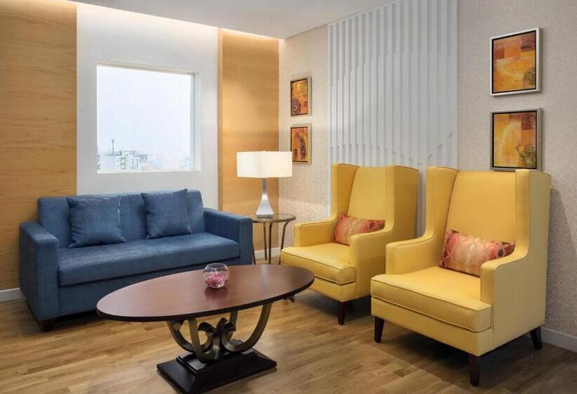 اتاق سوپریور با چشم‌انداز, Sheraton Makkah Jabal Al Kaaba