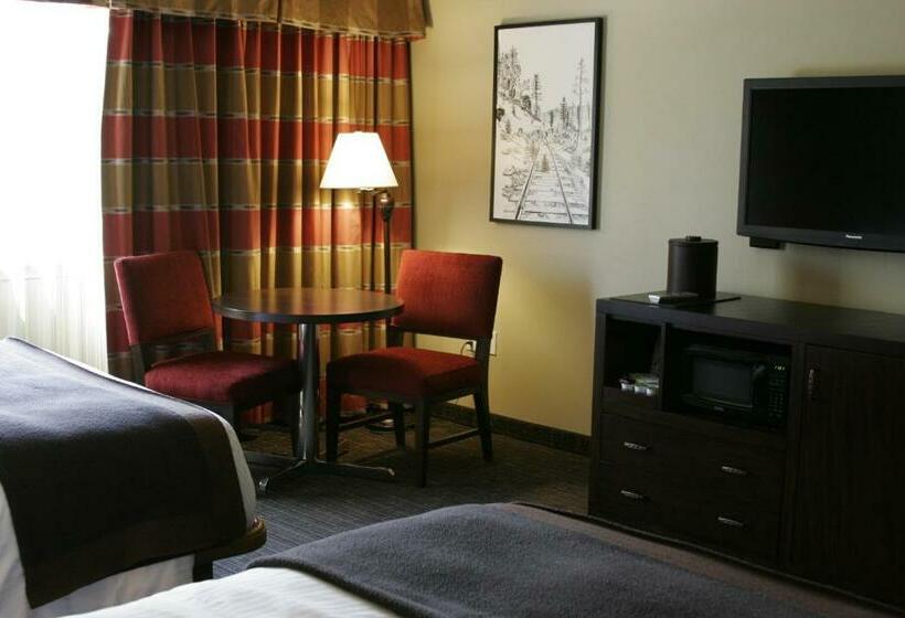Номер Deluxe, The Hotel At Black Oak Casino Resort