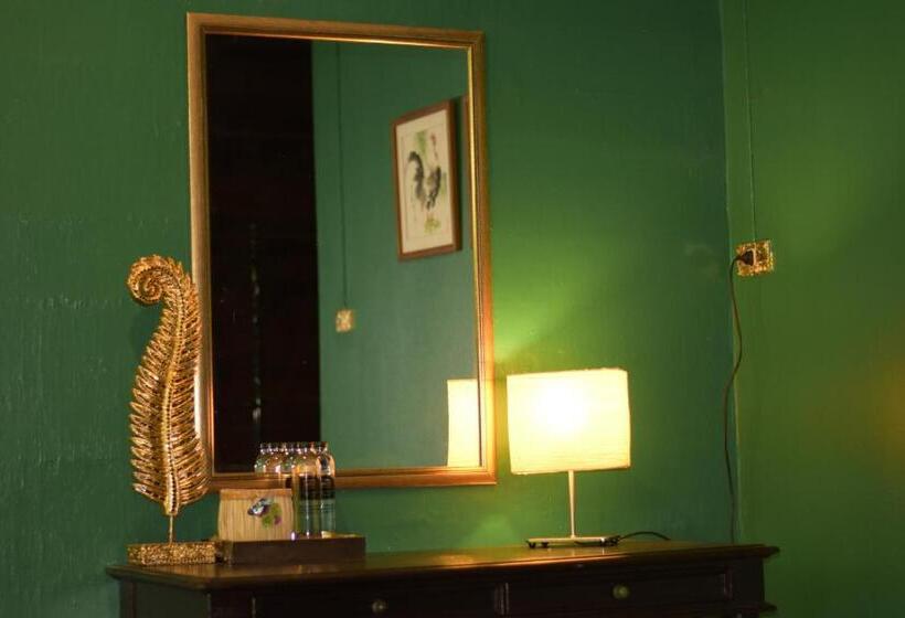 Семейный Номер, Thaweesuk Heritage Homestay