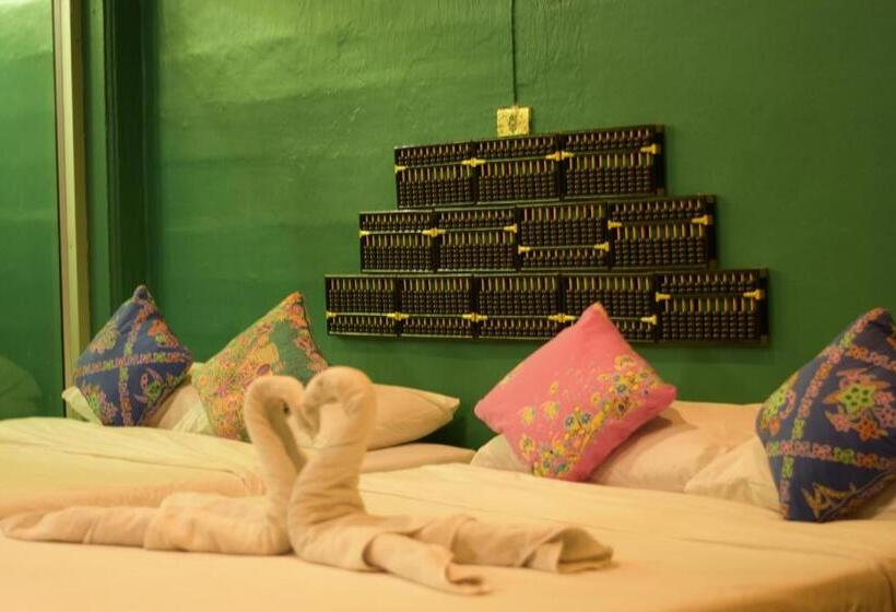 Семейный Номер, Thaweesuk Heritage Homestay
