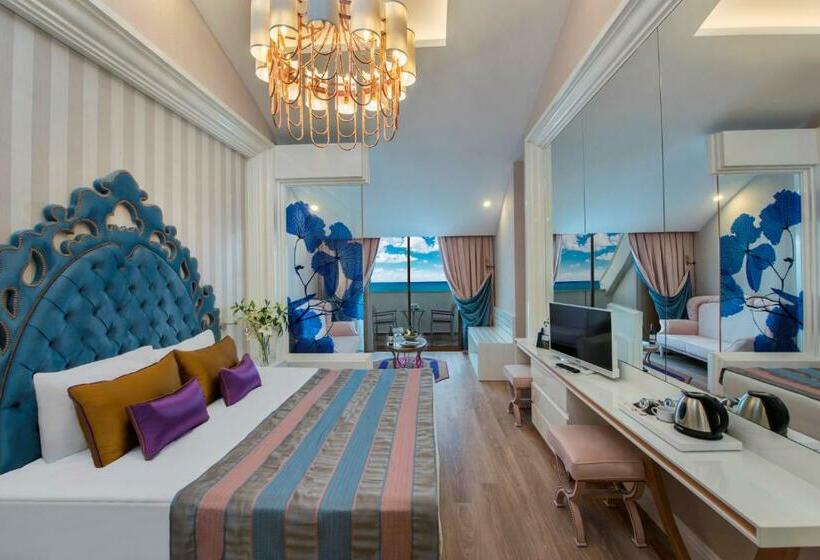 Pokój Romantyczny, Delphin Be Grand Resort