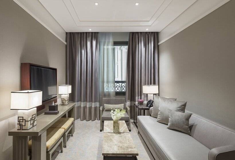 Президентский Люкс, The Hotel Galleria Jeddah, Curio Collection By Hilton