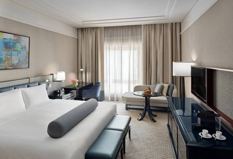 Стандартный Номер Кровать Кинг, The Hotel Galleria Jeddah, Curio Collection By Hilton