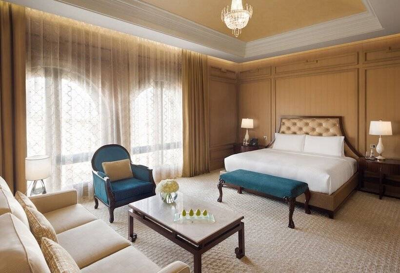 Королевский Люкс, The Hotel Galleria Jeddah, Curio Collection By Hilton