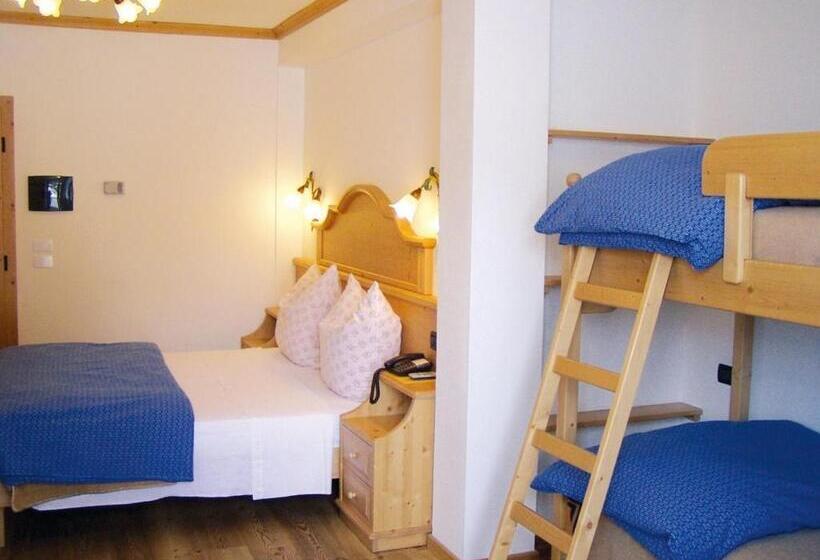 4인용 스탠다드 룸, Chalet Degli Angeli