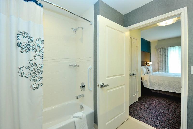스탠다드 룸, Holiday Inn Express & Suites Gainesville   Lake Lanier Area, An Ihg