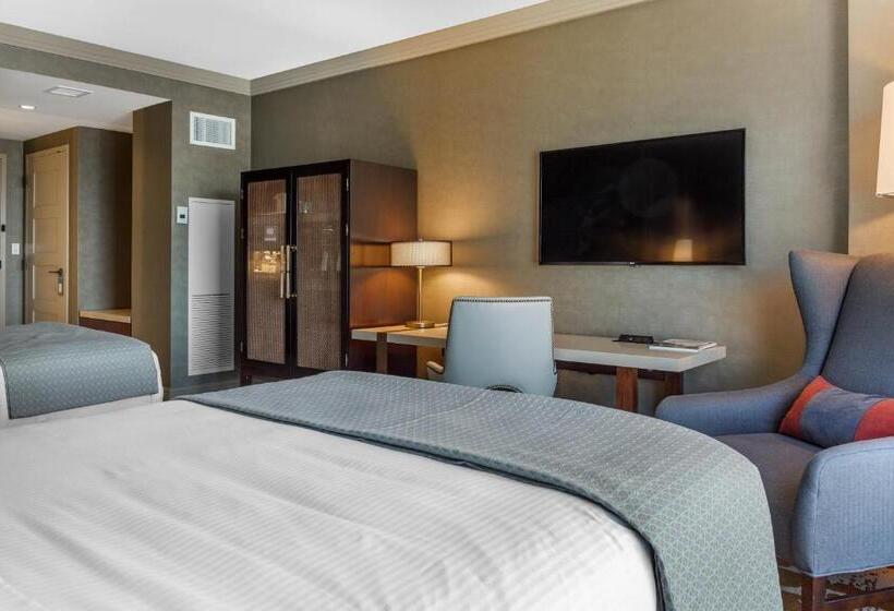 اتاق لوکس, Omni Louisville