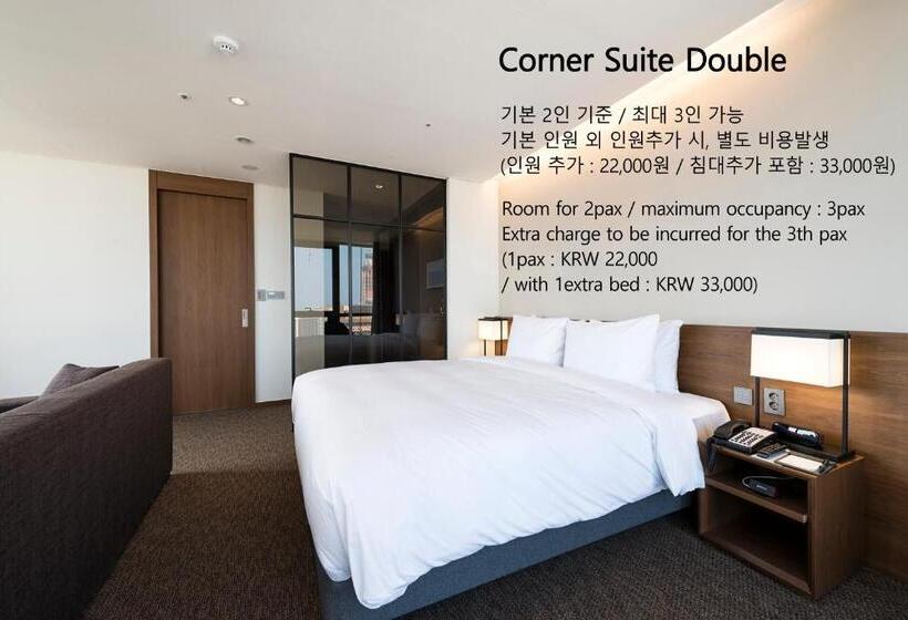 스위트 킹사이즈 침대, Ramada Encore By Wyndham Haeundae