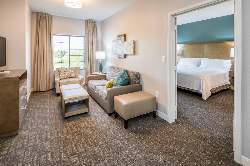 Люкс Кровать Кинг, Staybridge Suites   Lake Jackson, An Ihg
