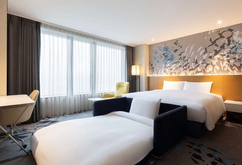 سوییت جونیور, Novotel Suites Ambassador Seoul Yongsan