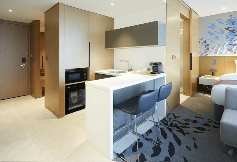 سوییت جونیور, Novotel Suites Ambassador Seoul Yongsan