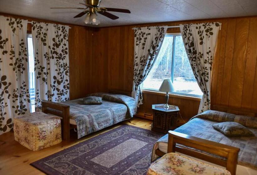 带河湖景观的套房, Xenia Lodge